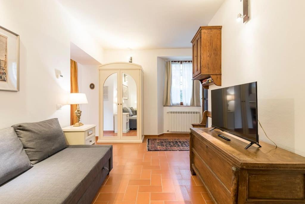 Dalu Florence Apartment Davide - Private Car Park 15 Minutes To The City Center Екстер'єр фото